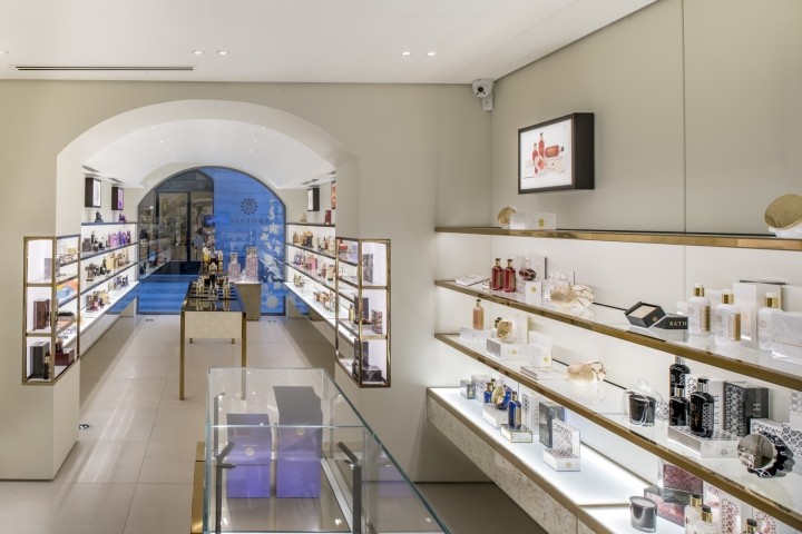 奢華簡約化妝品店裝修設(shè)計-第2張圖片-上海古都建筑設(shè)計集團(tuán)